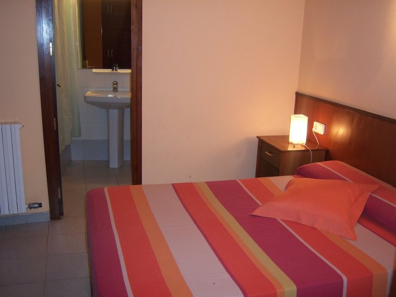 Albergue Hostal Les Collades
