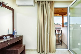 Hotel Polis