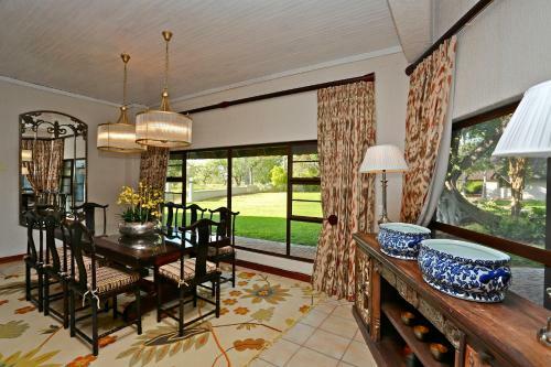 La Rochelle Lodge