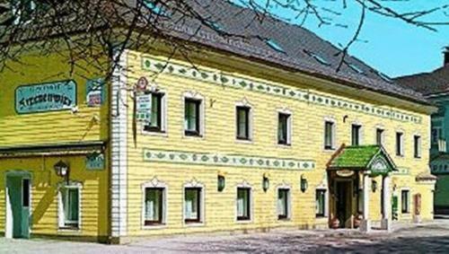 Posada Gasthof Zum Kirchenwirt