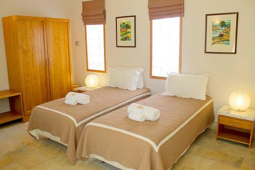 Hotel Shades Resort