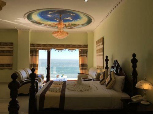 Ocean Front Hotel