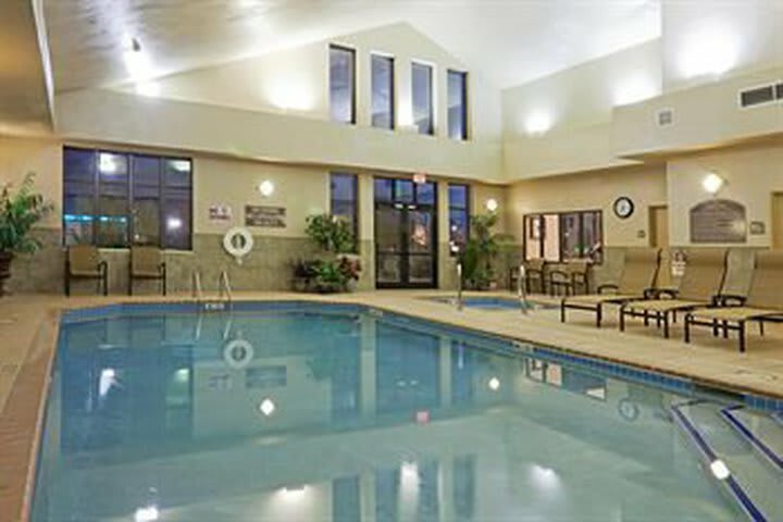 Holiday Inn Express Hotel & Suites Gillette
