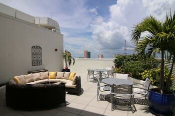 Hotel Indigo Fort Myers River District