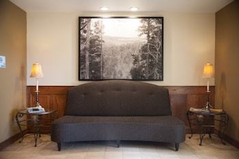 Holiday Inn Express Hotel & Suites Mountain Home