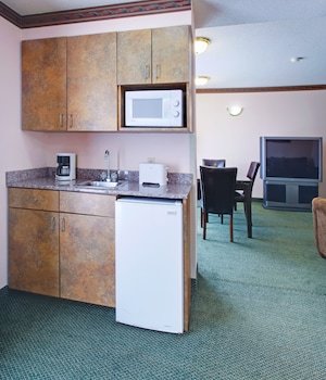 Holiday Inn Express Hotel & Suites Cleveland