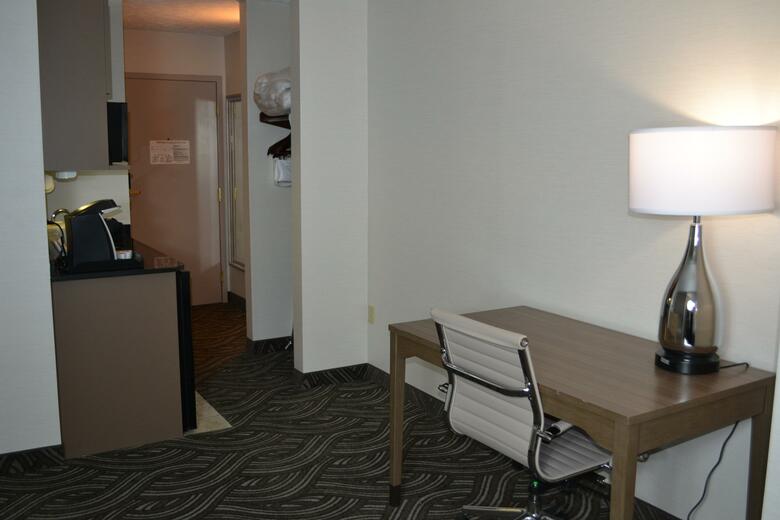 Holiday Inn Express Hotel & Suites Kent State University