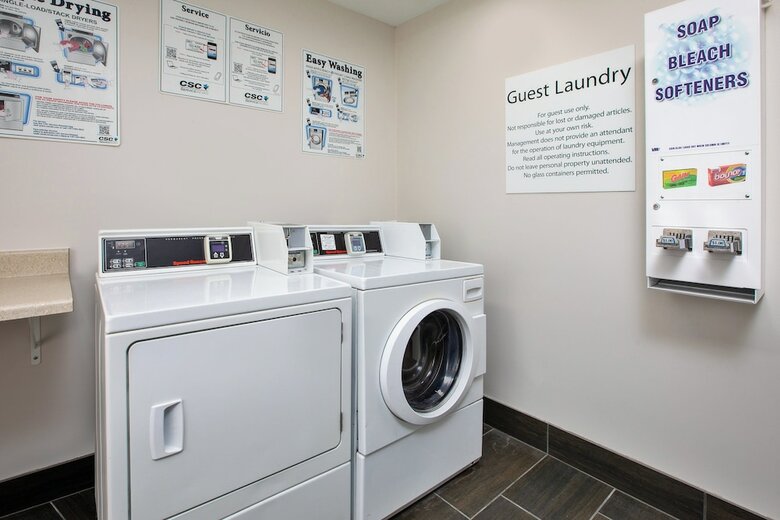 Holiday Inn Express Hotel & Suites Kent State University