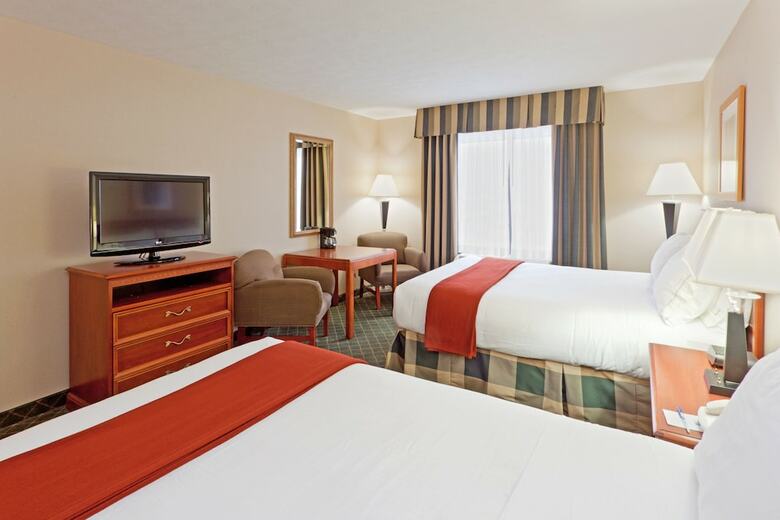 Holiday Inn Express Hotel & Suites Kent State University