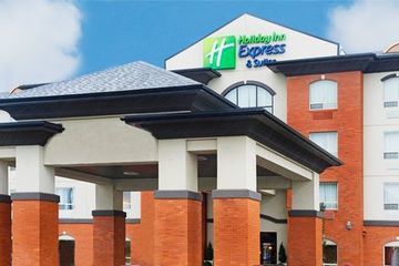 Holiday Inn Express Hotel & Suites Slave Lake
