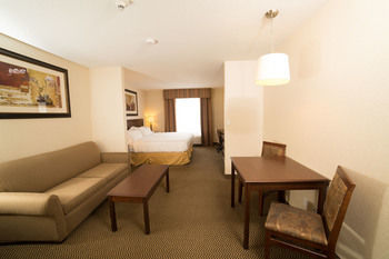 Holiday Inn Express Hotel & Suites Slave Lake