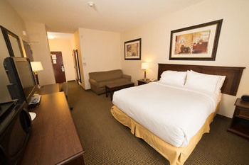 Holiday Inn Express Hotel & Suites Slave Lake