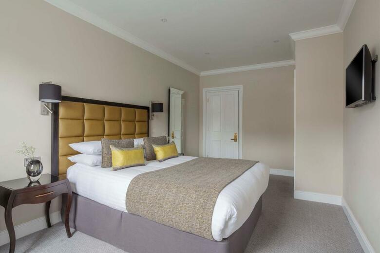 Oatlands Park Hotel