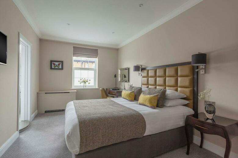 Oatlands Park Hotel