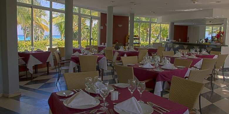 Hotel Occidental Arenas Blancas