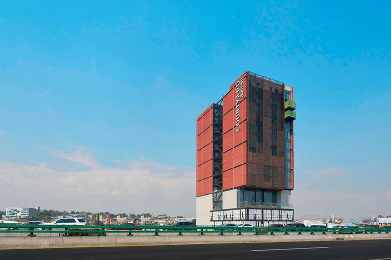 Hotel Courtyard By Marriott Mexico City Toreo