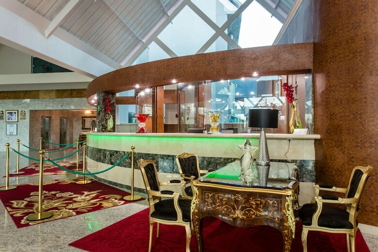 Hotel Dan Inn Premium Campos Do Jordao