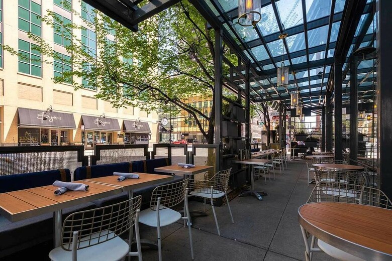 Hotel Eurostars Magnificent Mile