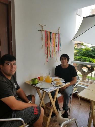 Hostal Malu House For Travelers And Backpackers
