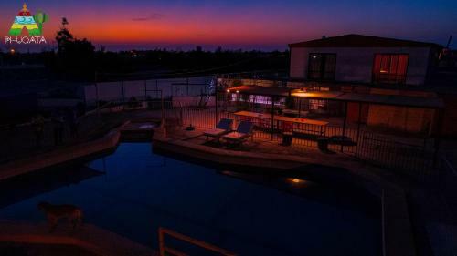Bed & Breakfast Phuqata Surfcamp