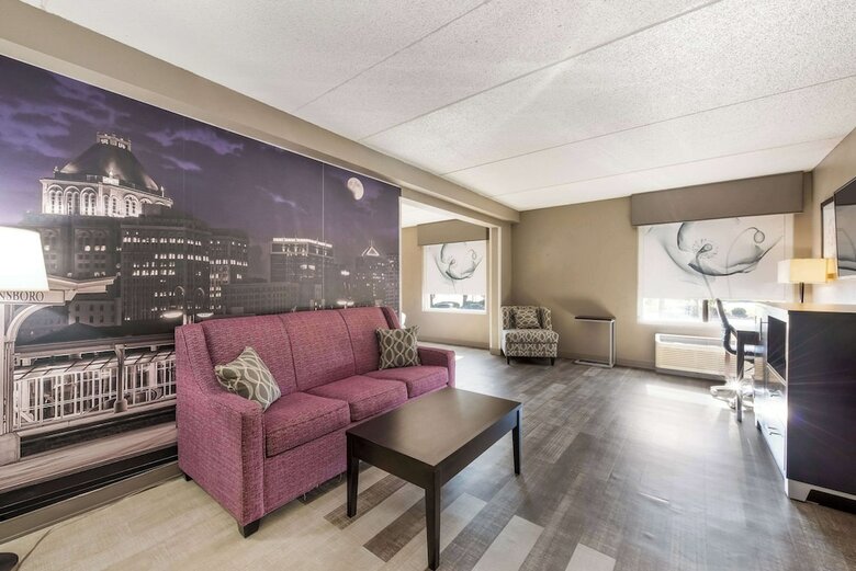 Best Western Greensboro Airport Hotel