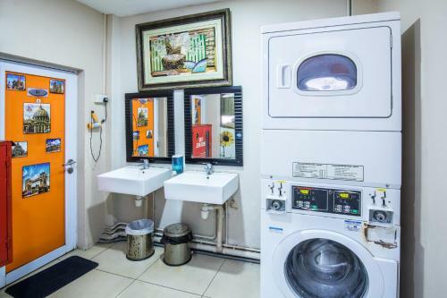 Nnv Hostel