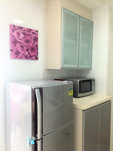 Condo Apartmt With Pool/gym-minwalk To 3 Mrt