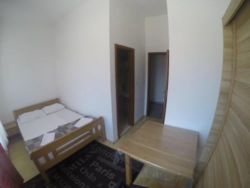 Hostal Triple Room Biograd Na Moru 13281i