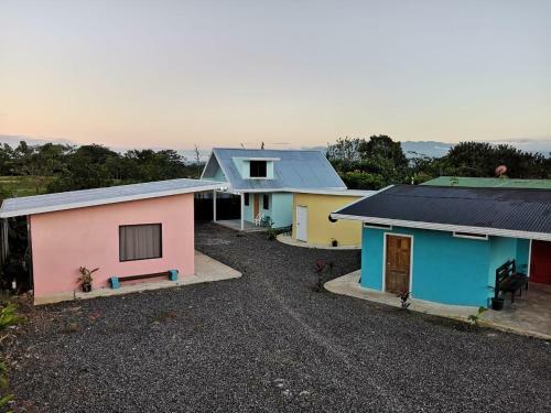 Posada New Coral Bungalow: Arenal View