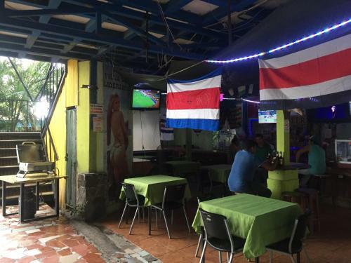 Hotel Hostal, Bar - Rest Y Villas Sol Liberiano