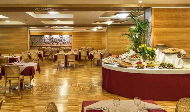 Hotel Regina E Fassa
