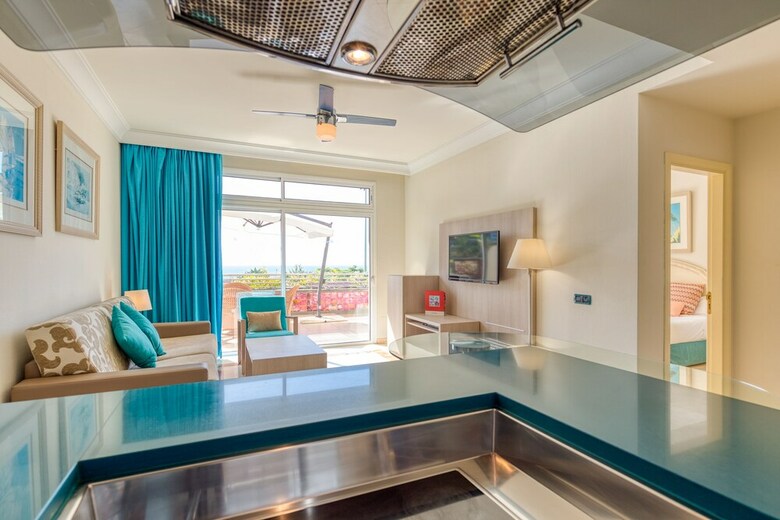Aparthotel Holiday Club Playa Amadores