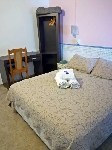 Hostal Del Lago Hotel