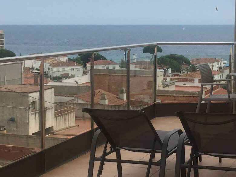 Hotel Petit Palau S�lo Adultos