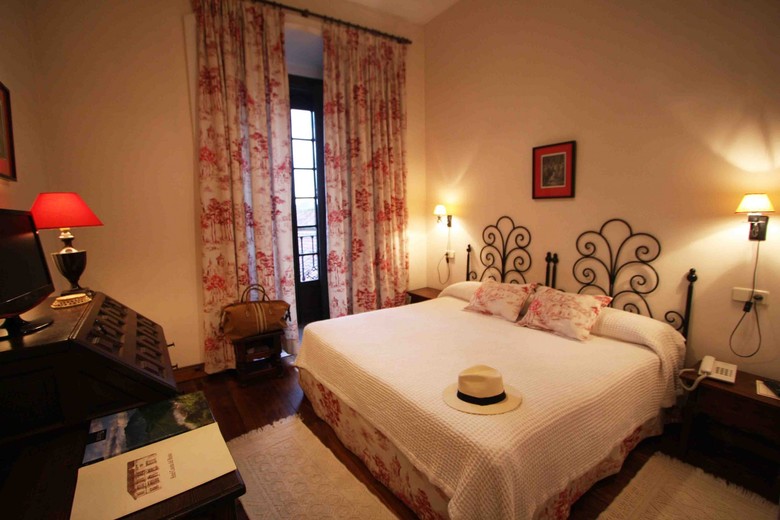 Hotel Casona Del Busto
