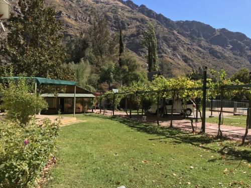 Lodge Caba�as Catapilco En Cajon Del Maipo