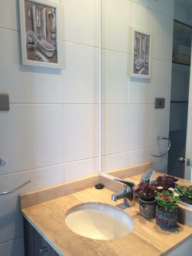 Apartamento Metro Ecuador 2b1b