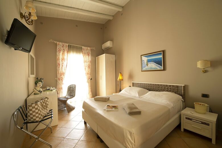Hotel Principe Di Fitalia