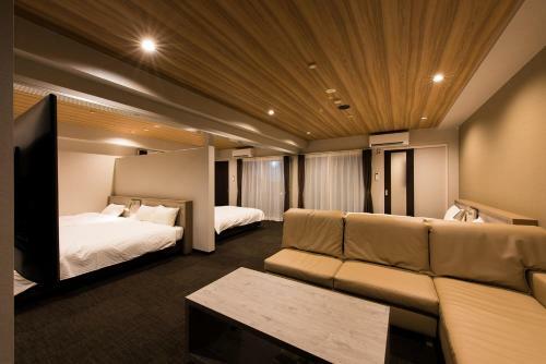 Inova Kanazawa Station Hotel Suite