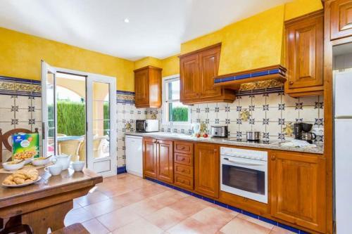 Cala Galdana Villa Sleeps 6 Pool Air Con Wifi