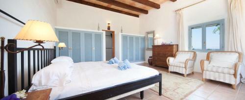 Cala Figuera Villa Sleeps 10 Pool Air Con Wifi