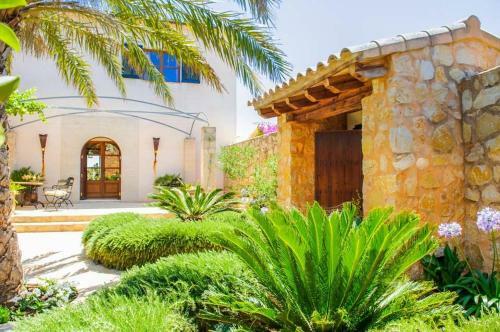 Cala Ferrera Villa Sleeps 10 Pool Air Con Wifi