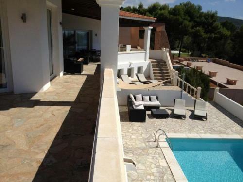 Cala Vadella Villa Sleeps 6 Pool Air Con Wifi