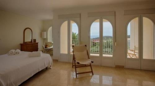 Cala Tarida Villa Sleeps 4 Pool Air Con T251912
