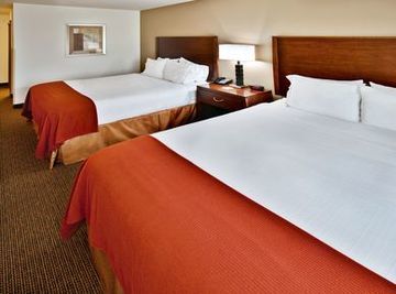 Holiday Inn Express Hotel & Suites Dubuque-west