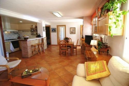 Arenys De Munt Villa Sleeps 4 Pool Wifi