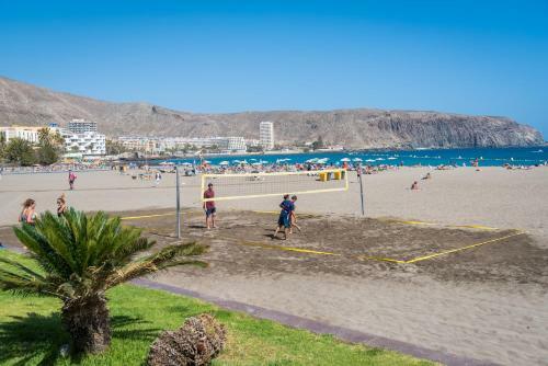Modern 2 Bedroomed Apartment Los Cristianos Center