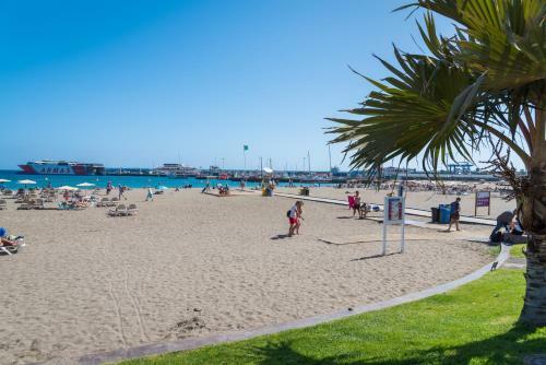 Modern 2 Bedroomed Apartment Los Cristianos Center