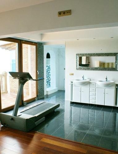 Villa Aqua