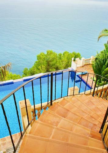 Villa Aqua